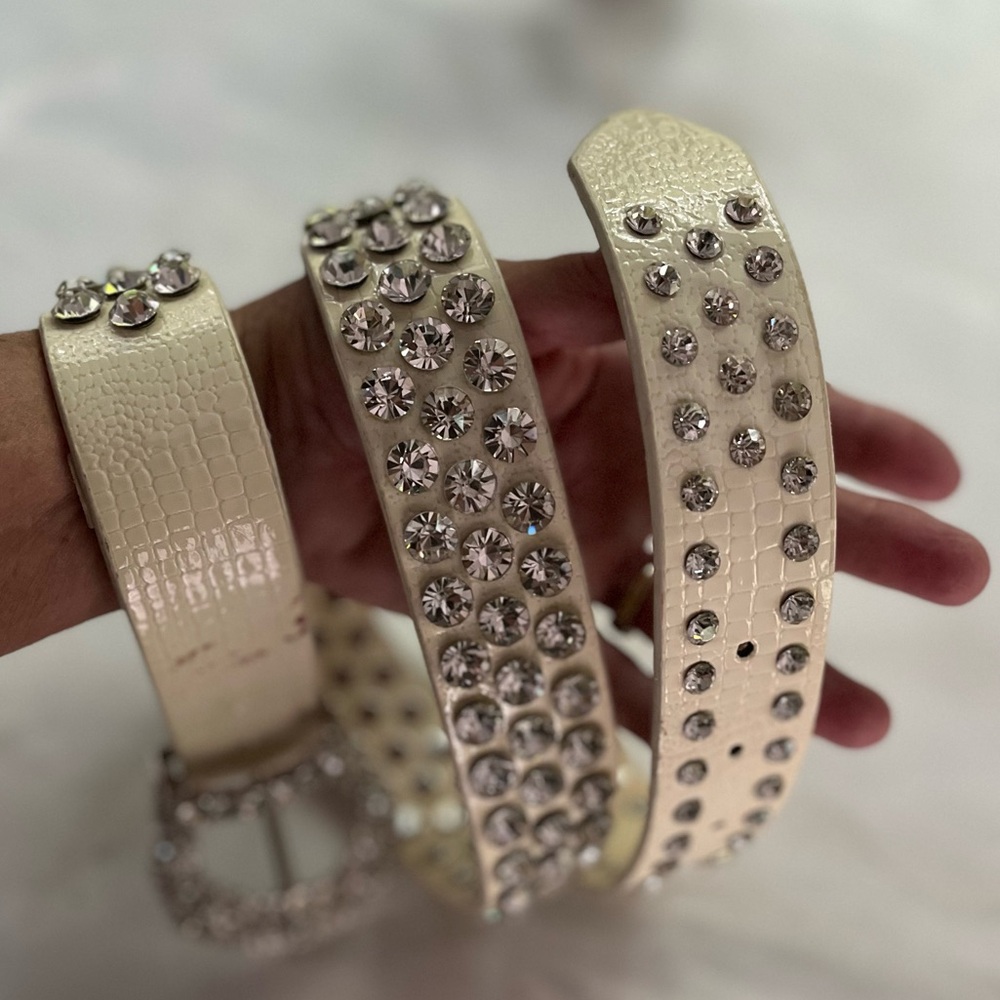 Cream Rhinestone Belt - Picture 2 of 9